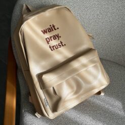 کوله چرم Wait / pray / trust – کرم 1906