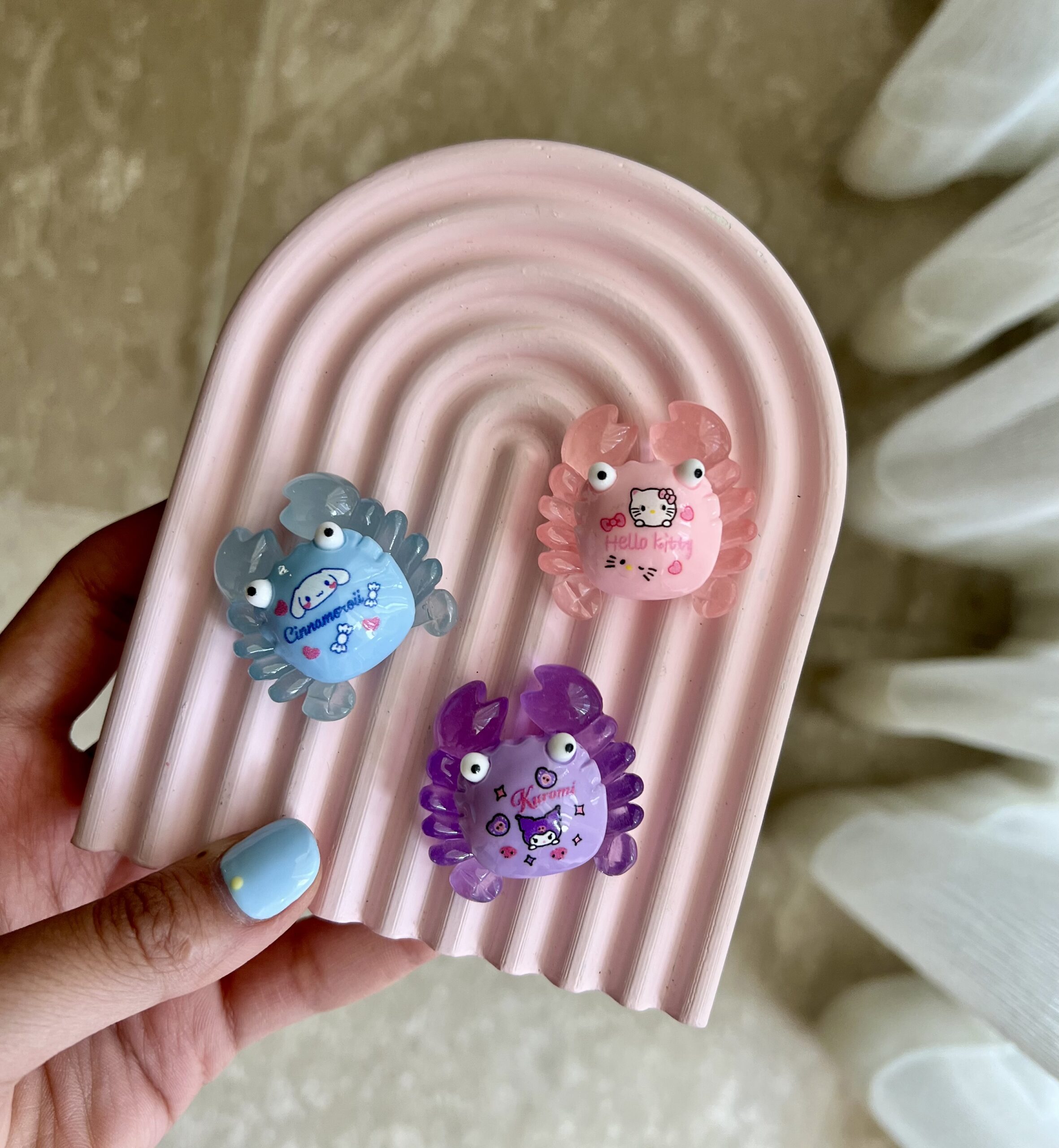 فینگیل شبتاب طرح خرچنگ درشت سانریو کد 2209 - Image 2