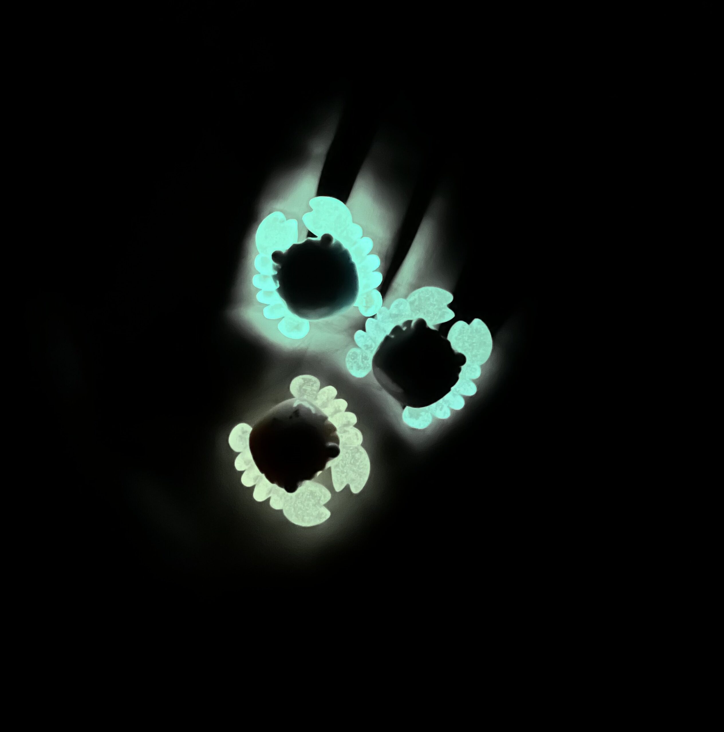 فینگیل شبتاب طرح خرچنگ درشت سانریو کد 2209 - Image 4