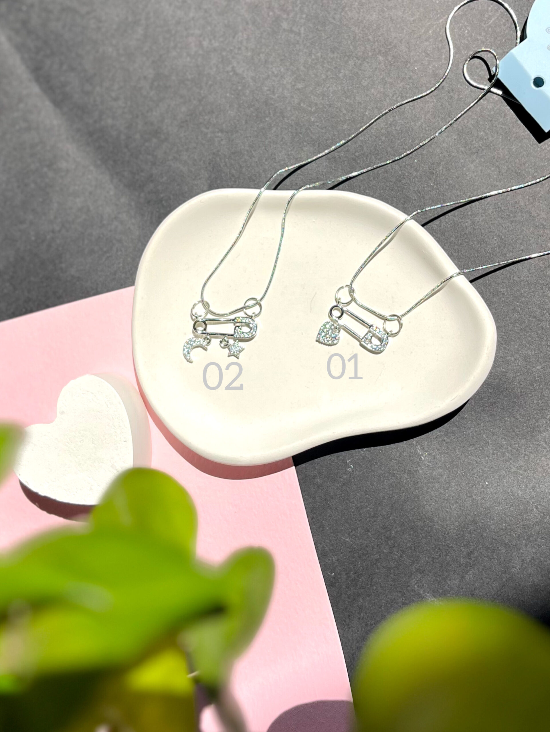 گردنبند طرح سنجاق قفلی کد 2315 - Image 2