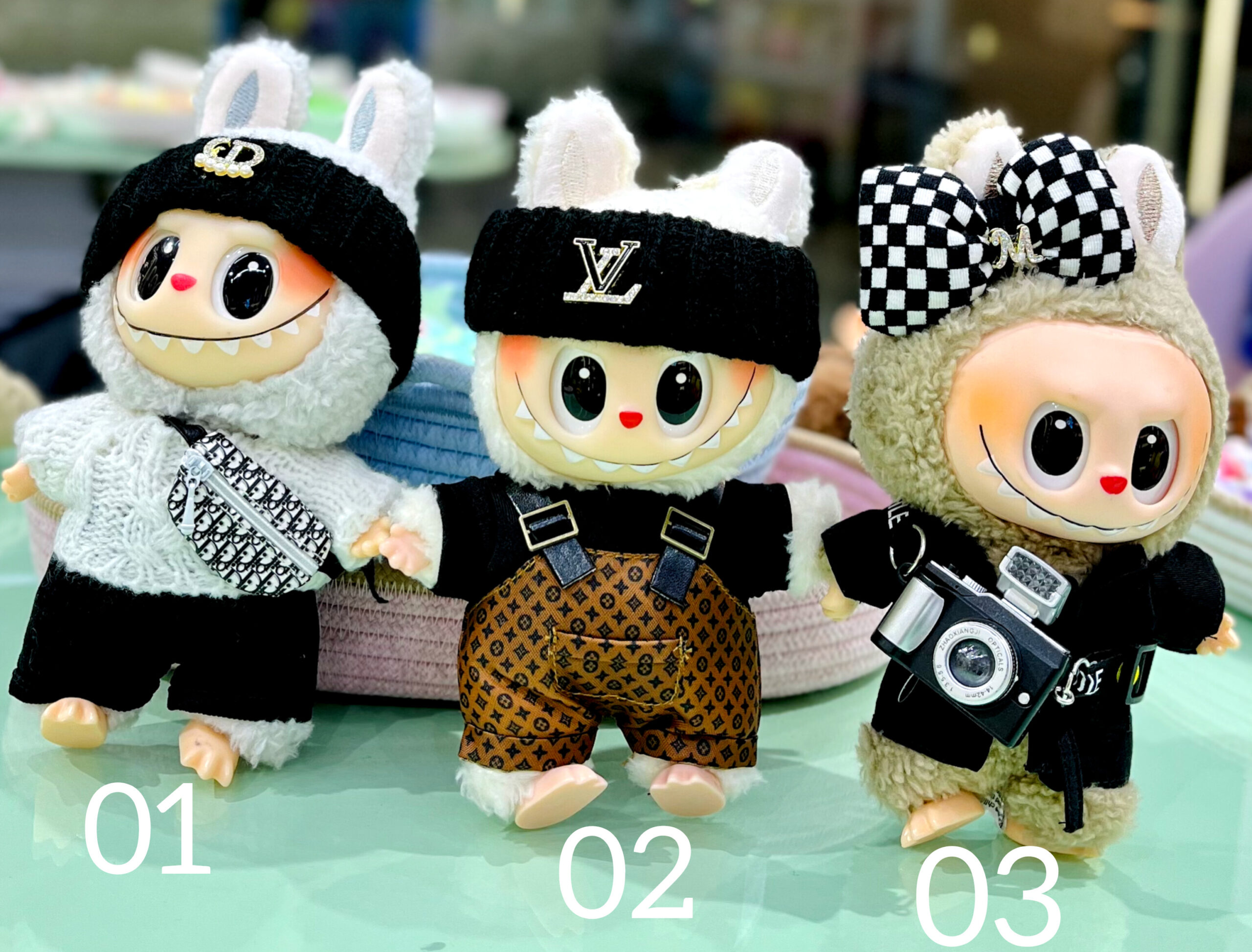 جاکلیدی لباس دار اورجینال لبوبو Labubu کد 2333 - Image 2