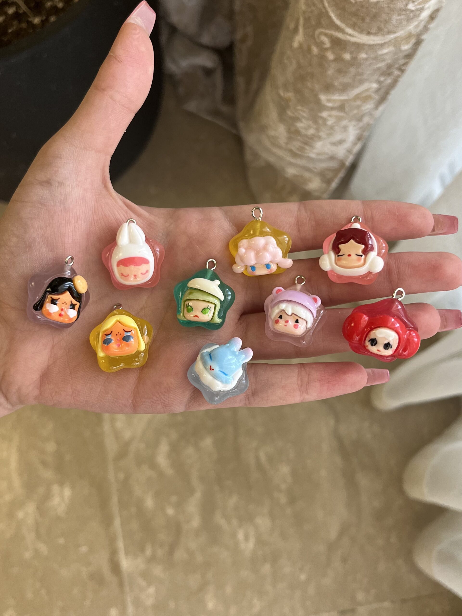 پلاک آویز طرح فانتزی کد 2481