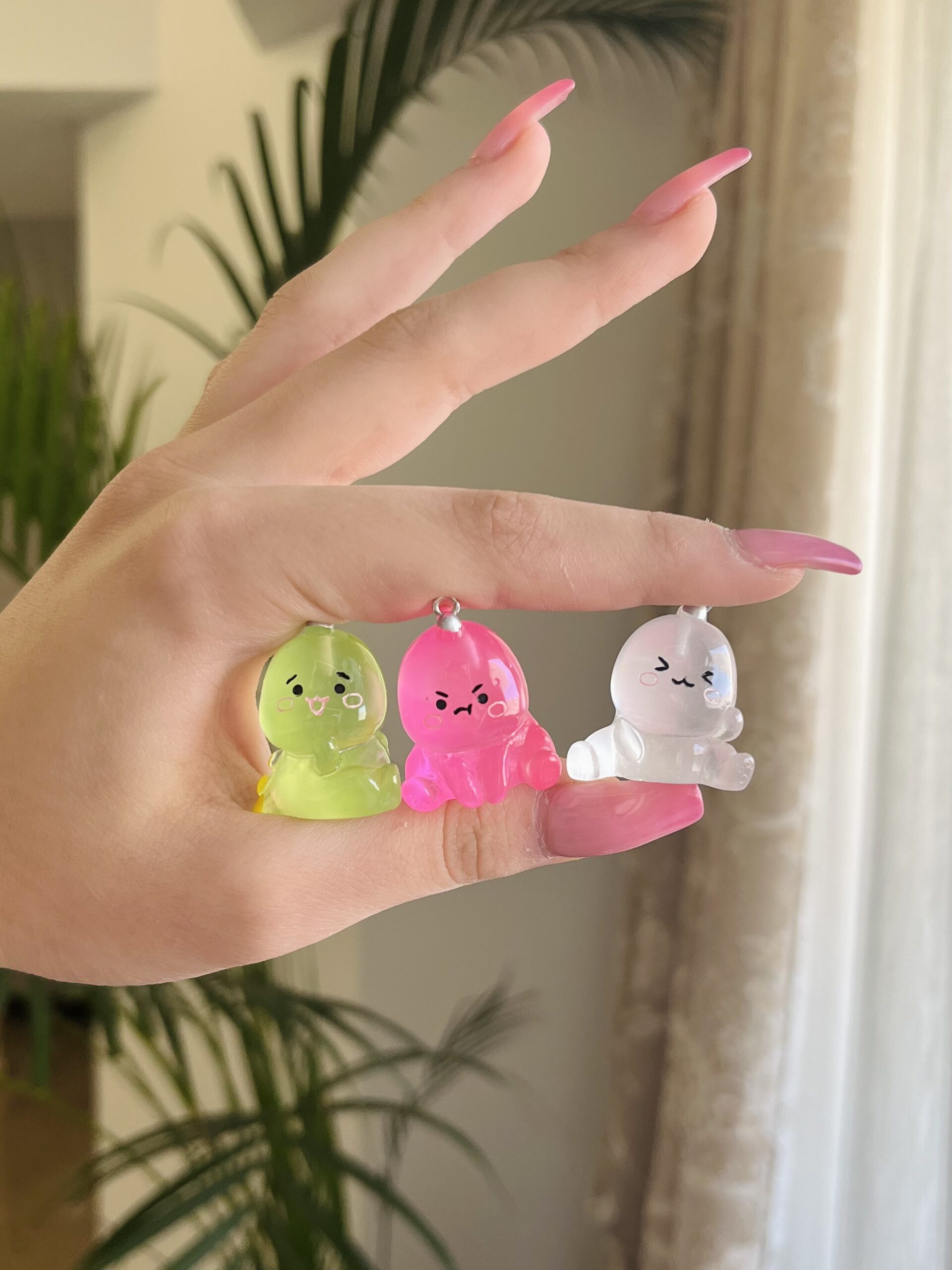 فینگیل شبتاب آویز طرح دایناسور کد 2585