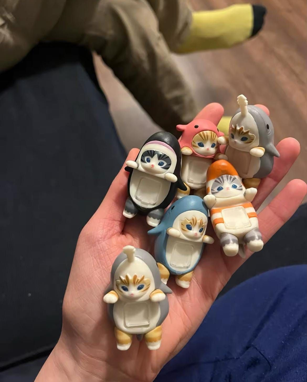 بلایند باکس سوپرایزی پیشی mofusand کد 2843 - Image 7