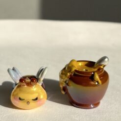 Alternative view of مهره براق زنبور و کندوی عسل کد 2984