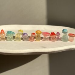 فینگیل شبتاب قارچ‌های کیوت کد 3052