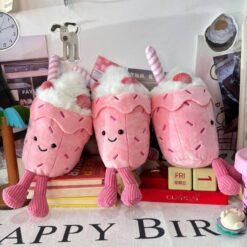 آویز عروسک میلک شیک توت‌فرنگی کد 3085