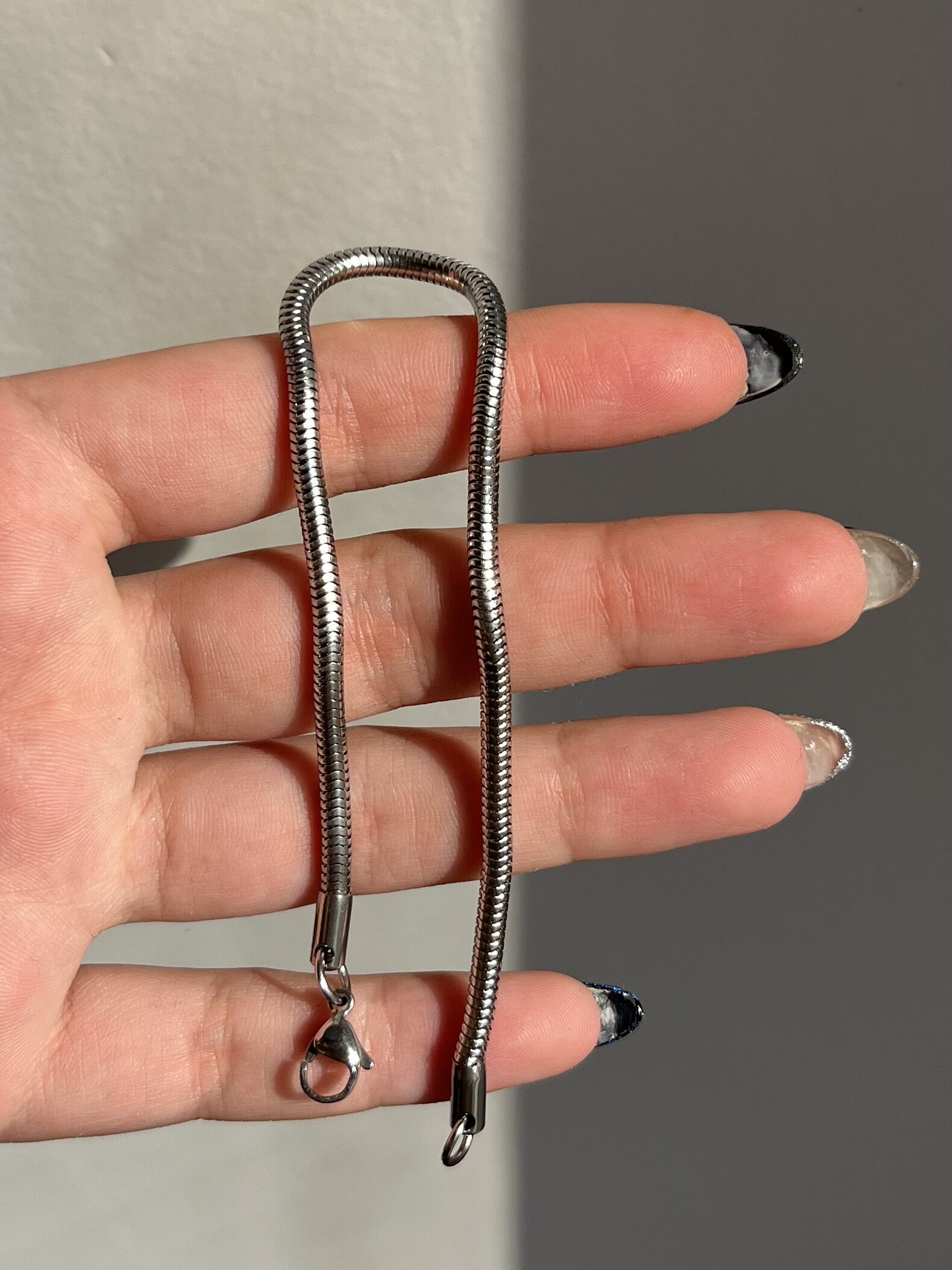 دستبند مفتولی توپر قفلی پاندورا کد 3140