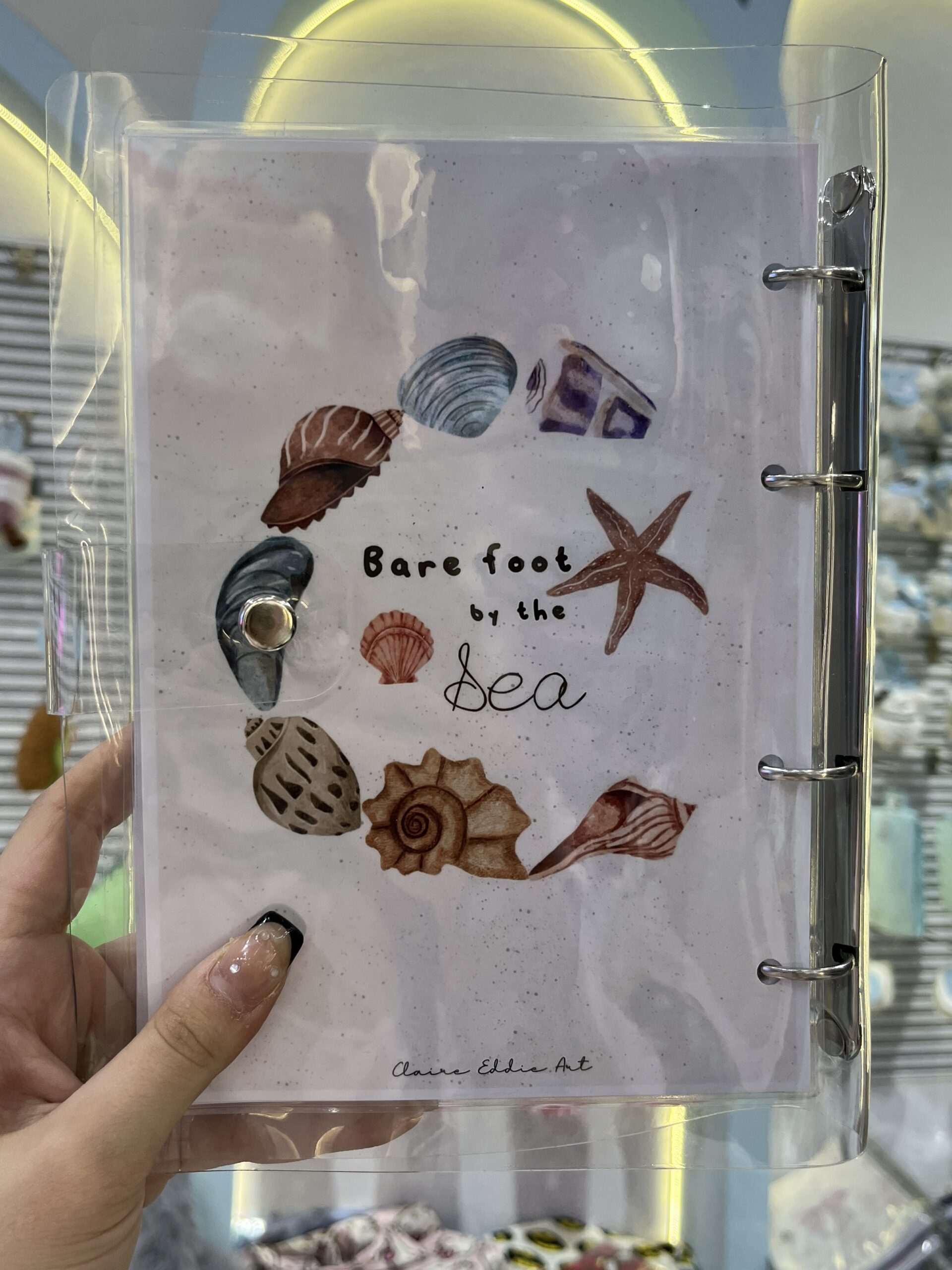 کلاسور شفاف سایز A5 Bare foot by the sea کد 3557