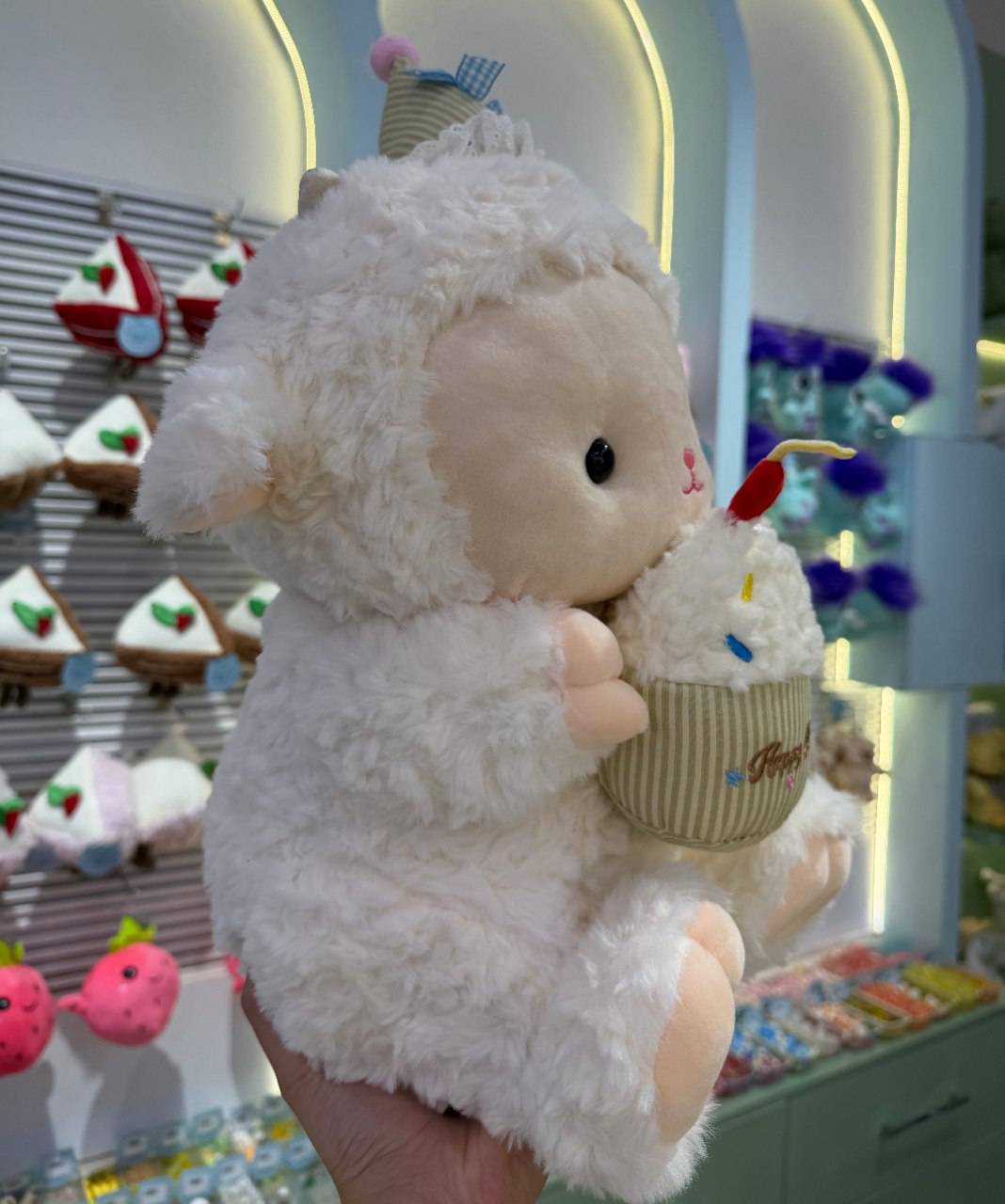 عروسک بره تولدی Happy Cake شکلاتی کد 4684 - تصویر 5